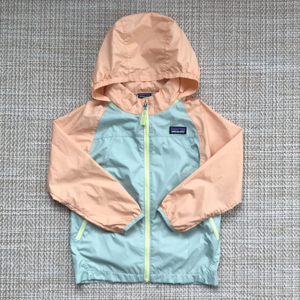 Patagonia Windbreaker (size 4T)